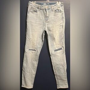 Distressed Light Wash Blue Jeans